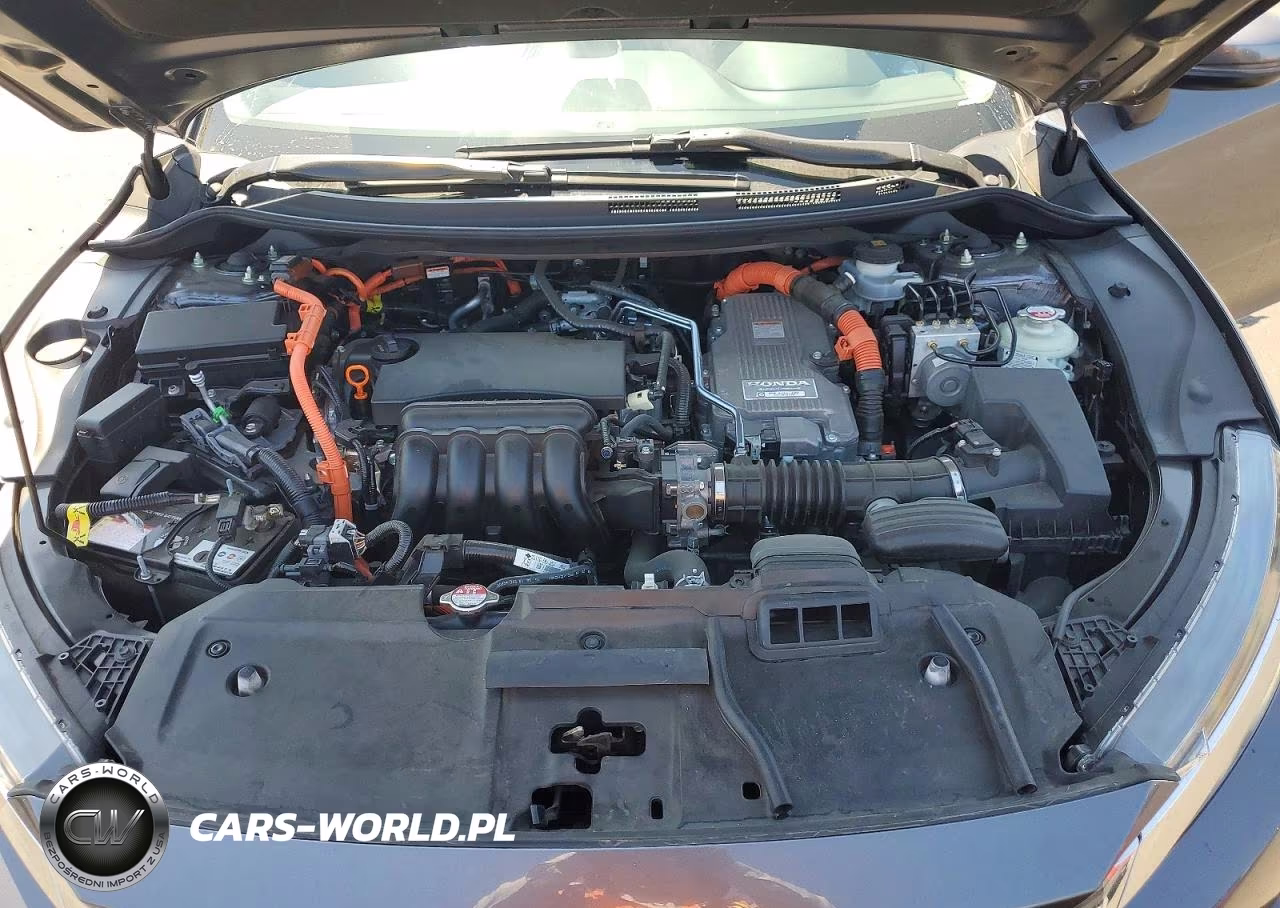 2018 Honda Clarity Touring VIN:JHMZC5F33JC023865 - 11