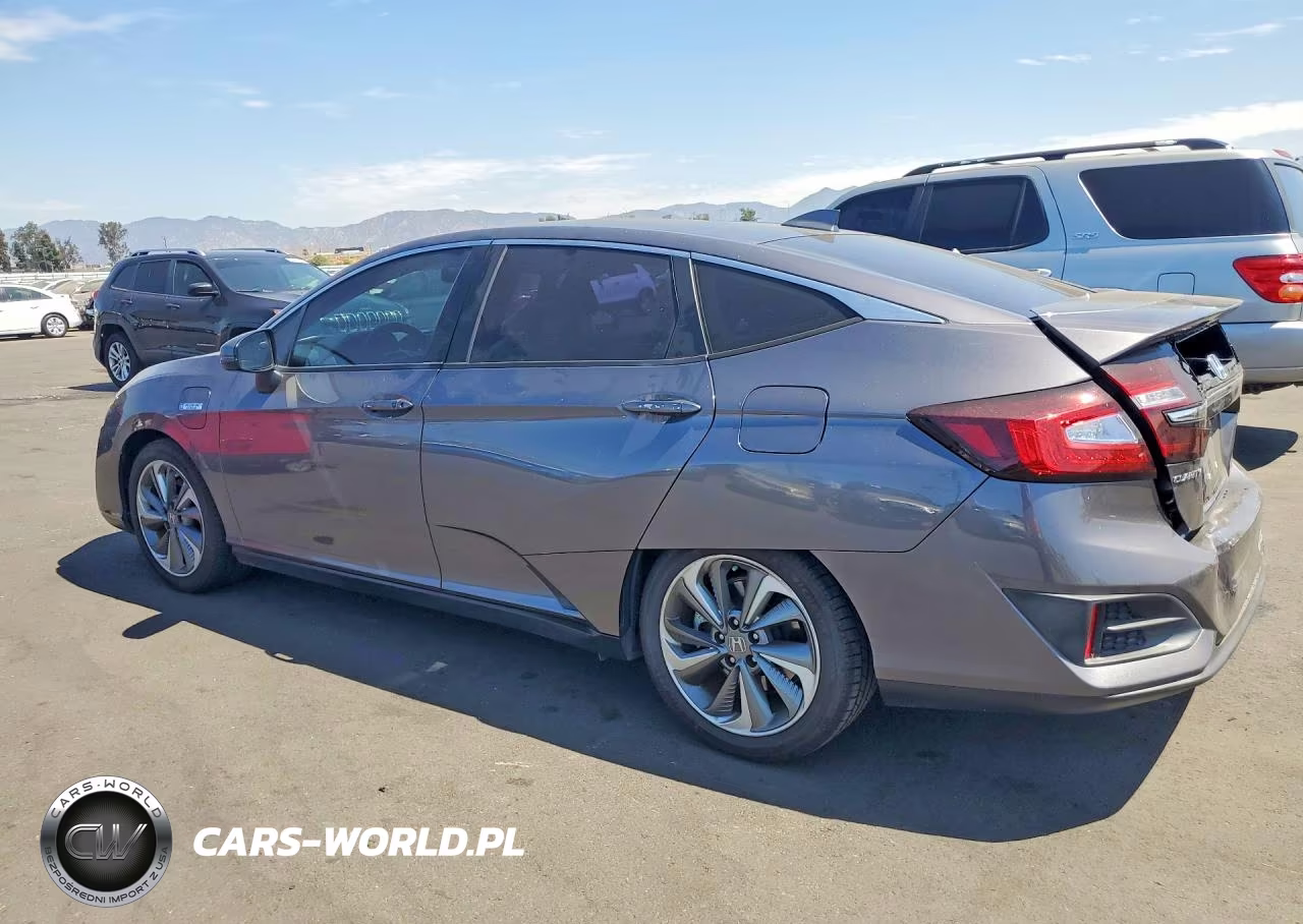 2018 Honda Clarity Touring VIN:JHMZC5F33JC023865 - 2