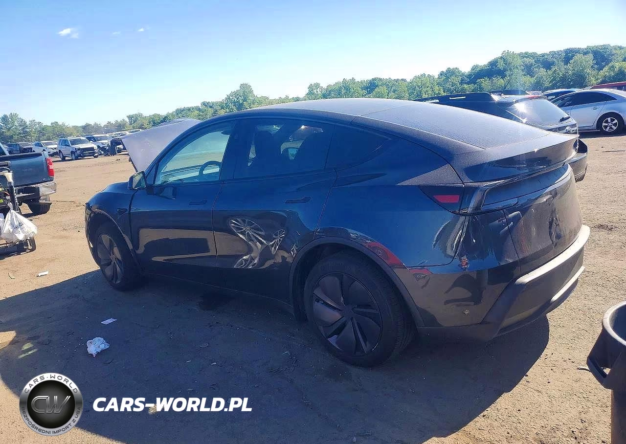 2026 Tesla Model Y VIN:7SAYGDEDXTF548176 - 2