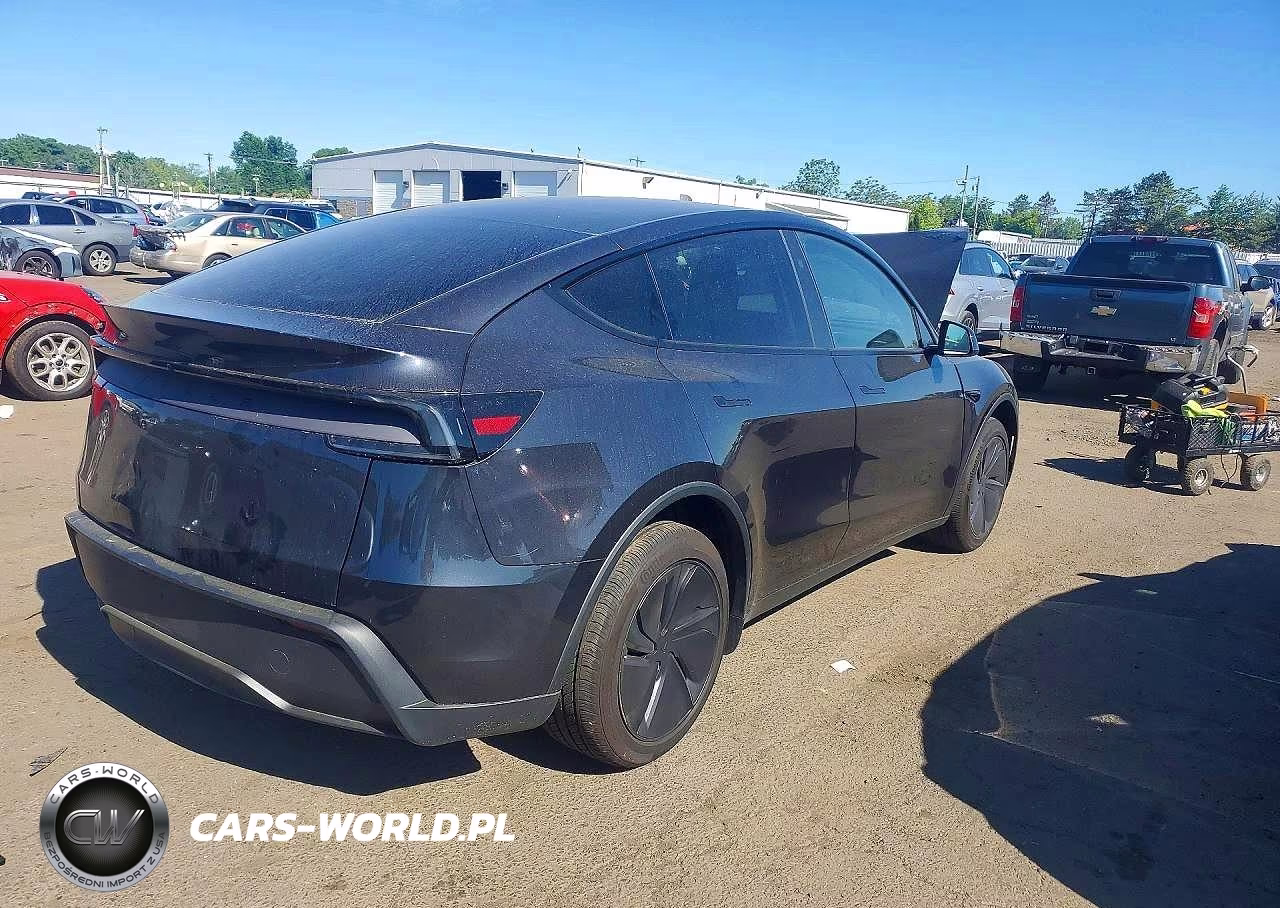 2026 Tesla Model Y VIN:7SAYGDEDXTF548176 - 3
