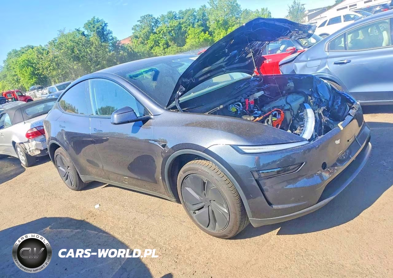 2026 Tesla Model Y VIN:7SAYGDEDXTF548176 - 4