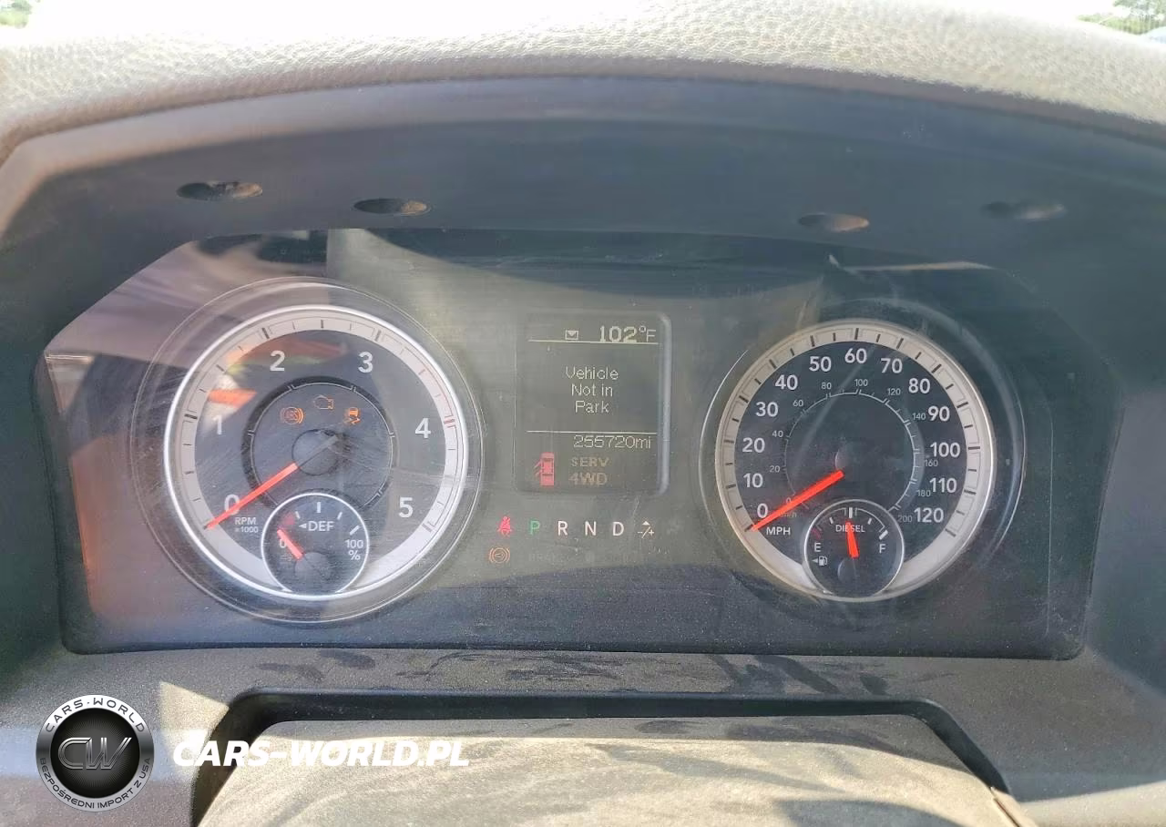 2018 Ram 5500 VIN:3C7WRNFL5JG233662 - 9