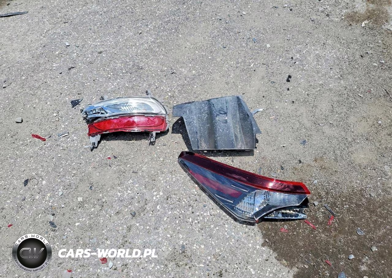 2023 Toyota Camry Se VIN:4T1G11AK8PU812162 - 12
