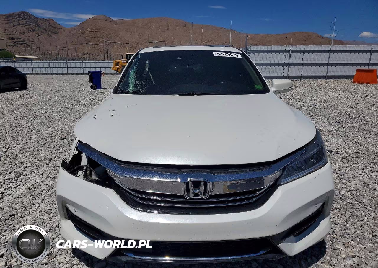 2017 Honda Accord Touring Hybrid VIN:JHMCR6F74HC016222 - 5
