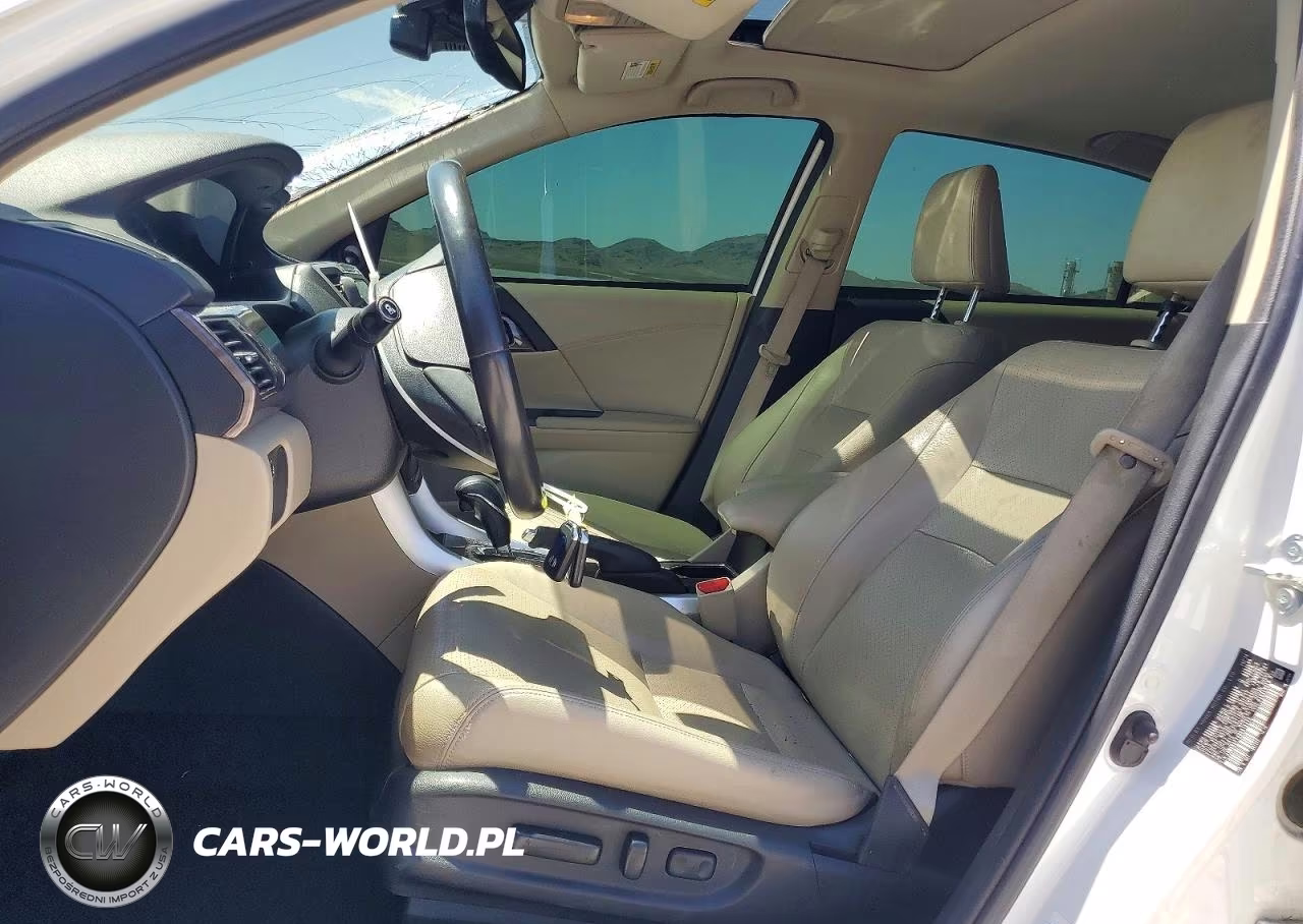 2017 Honda Accord Touring Hybrid VIN:JHMCR6F74HC016222 - 7