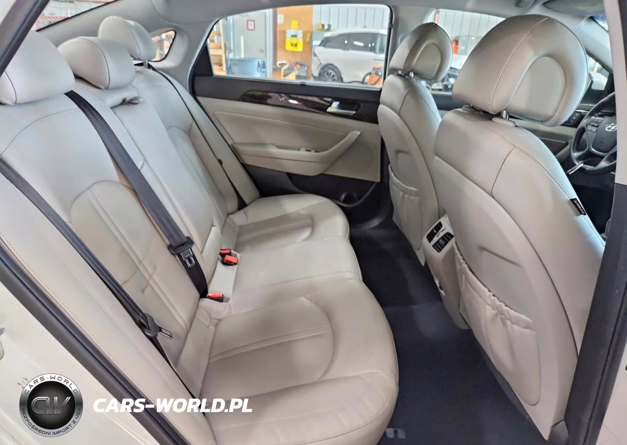 2016 Hyundai Sonata Hybrid Limited VIN:KMHE34L13GA019067 - 10