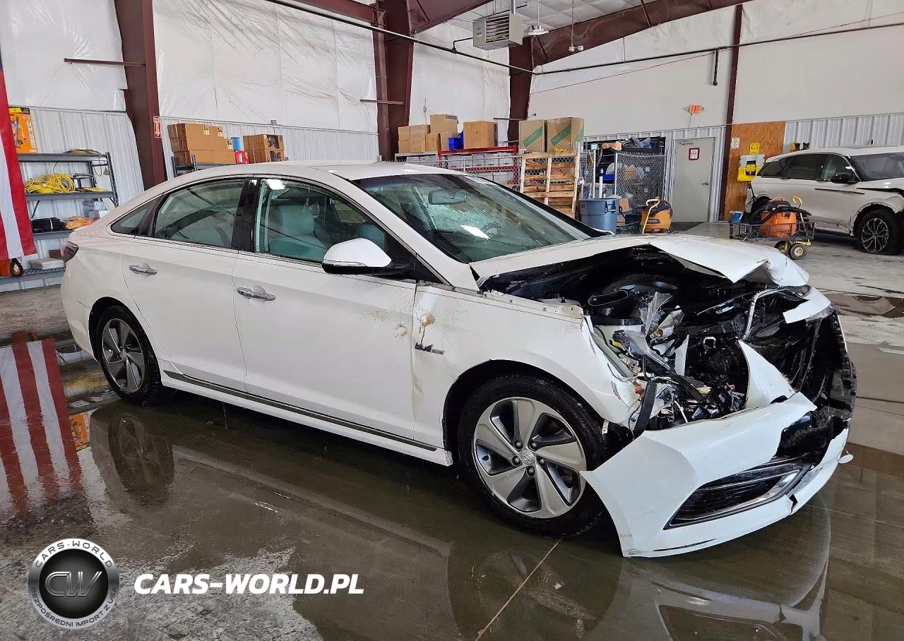 2016 Hyundai Sonata Hybrid Limited VIN:KMHE34L13GA019067 - 4
