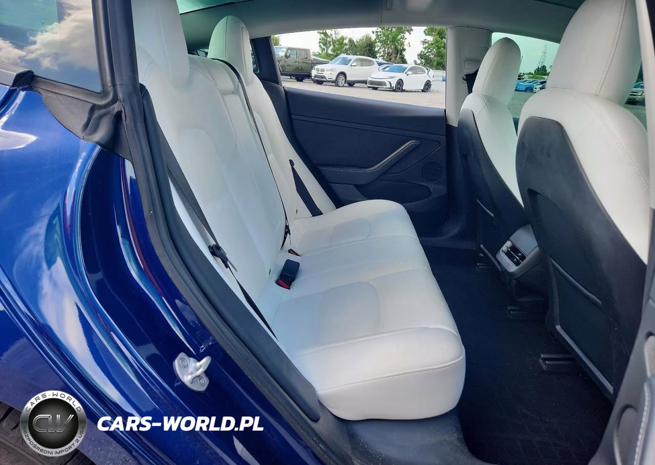 2023 Tesla Model 3 VIN:5YJ3E1EA6PF476884 - 10