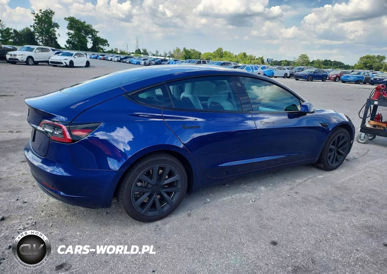 2023 Tesla Model 3 VIN:5YJ3E1EA6PF476884 - 3