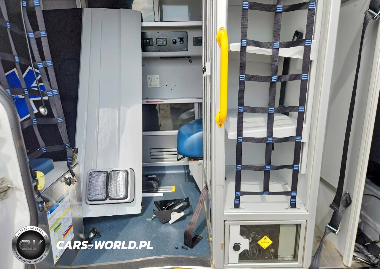 2025 Mercedes-Benz Sprinter 2500 VIN:W1W4NBHY4ST201382 - 11