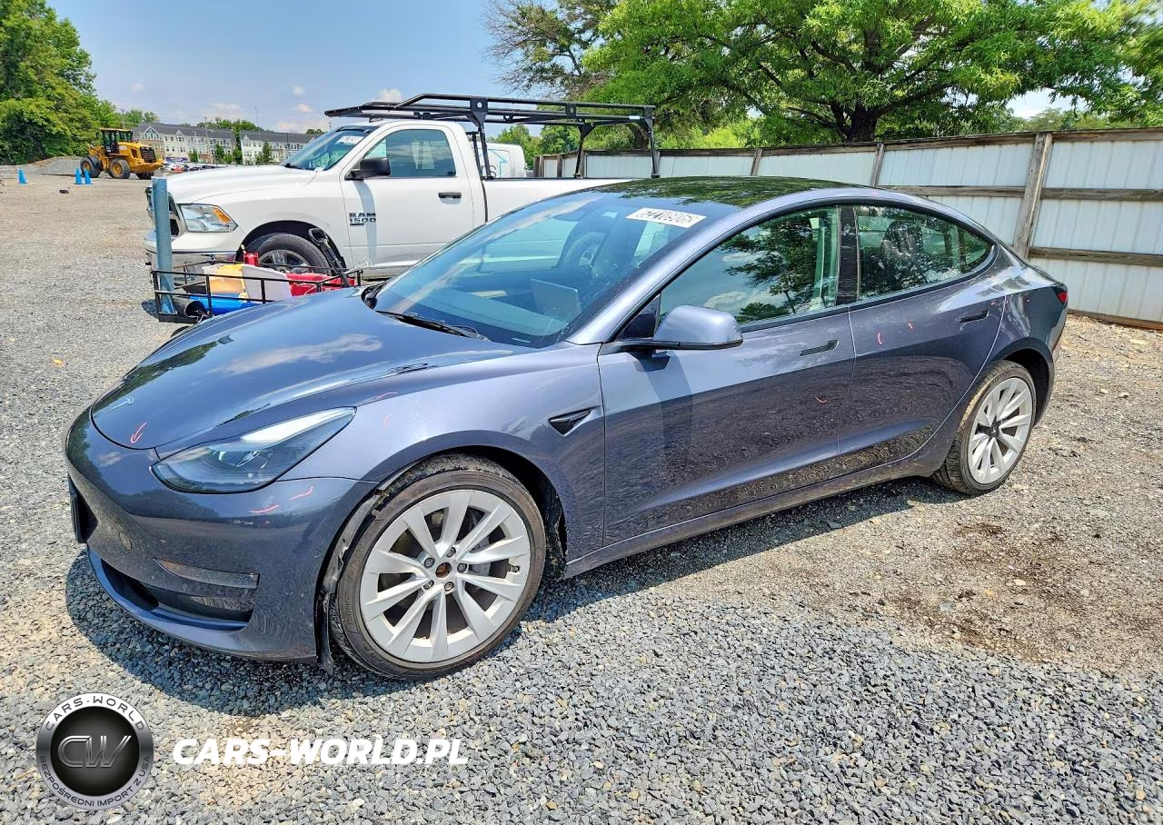 2022 Tesla Model 3 – zdjęcie 1 z 12