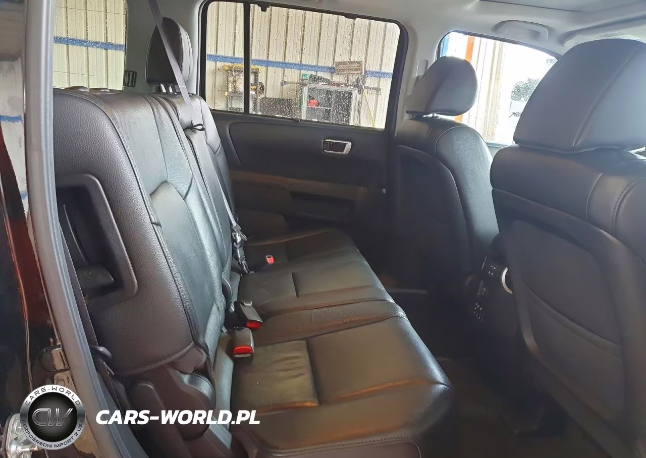 2012 Honda Pilot Touring VIN:5FNYF4H94CB019541 - 10