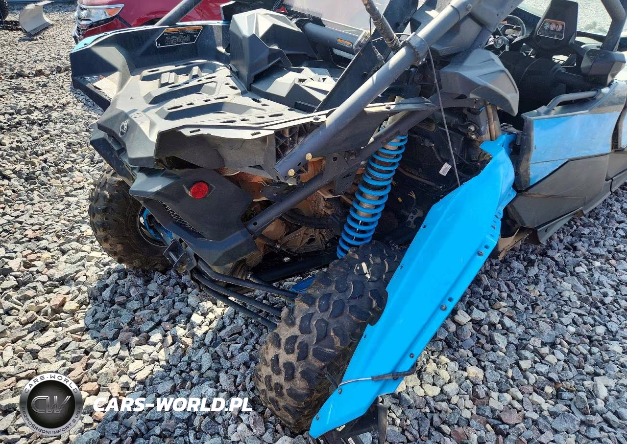 2023 Can-Am Maverick X3 Utility Vehicle VIN:3JBVMAV43PE000154 - 9