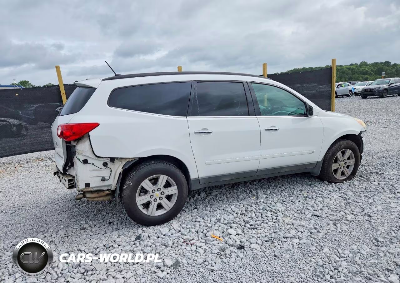 2010 Chevrolet Traverse Lt VIN:1GNLRFED2AS110479 - 3