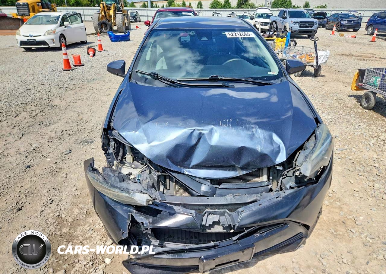 2019 Toyota Corolla Le VIN:2T1BURHE1KC158731 - 5