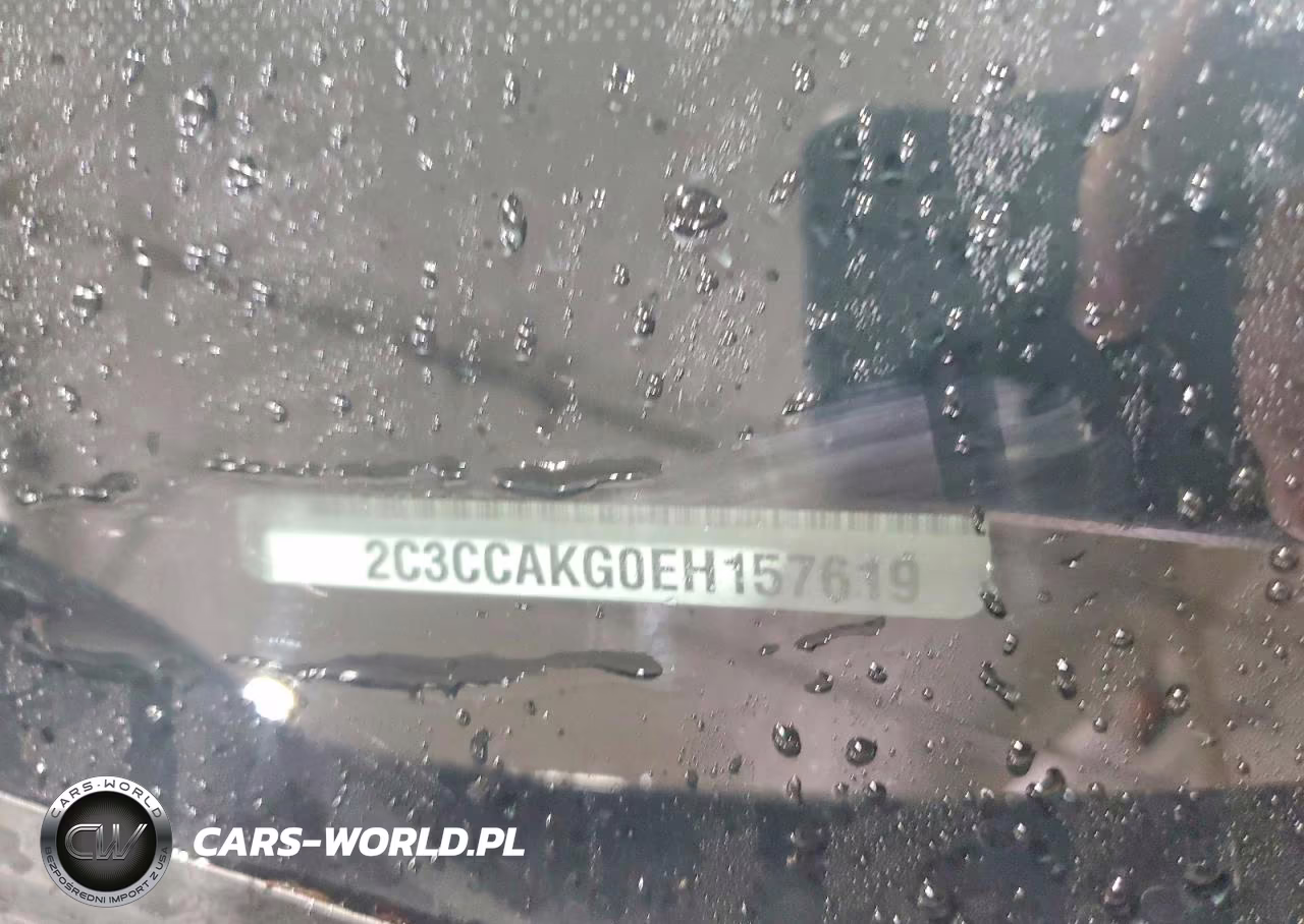 2014 Chrysler 300C VIN:2C3CCAKG0EH157619 - 12