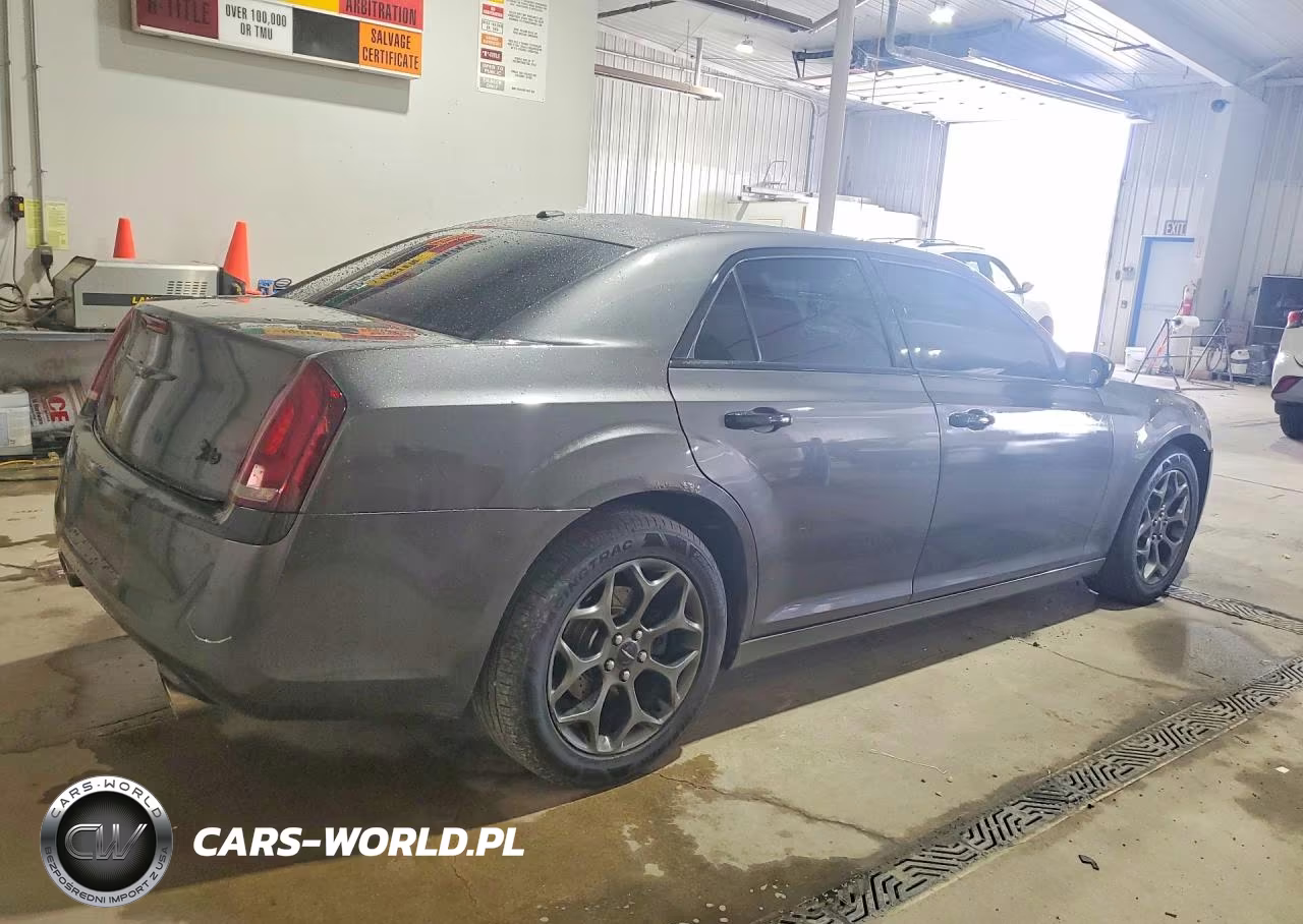 2014 Chrysler 300C VIN:2C3CCAKG0EH157619 - 3