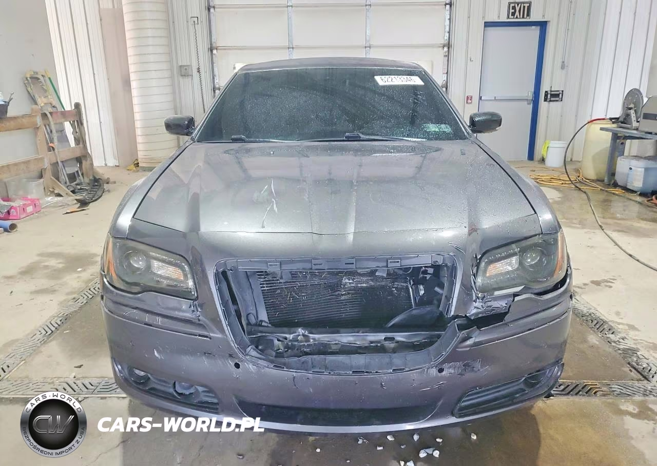 2014 Chrysler 300C VIN:2C3CCAKG0EH157619 - 5