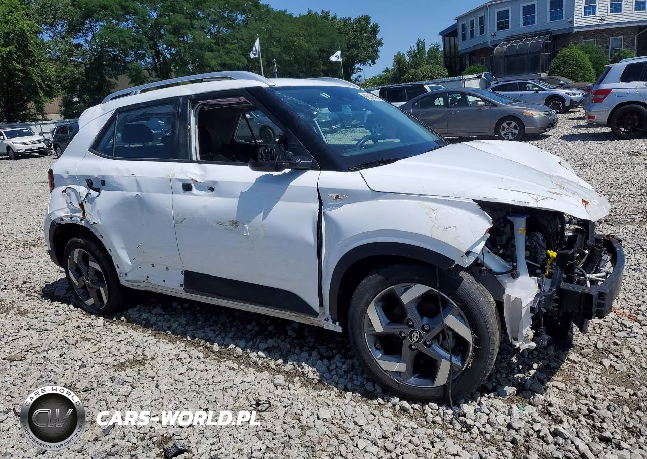 2025 Hyundai Venue Sel VIN:KMHRC8A38SU353034 - 4