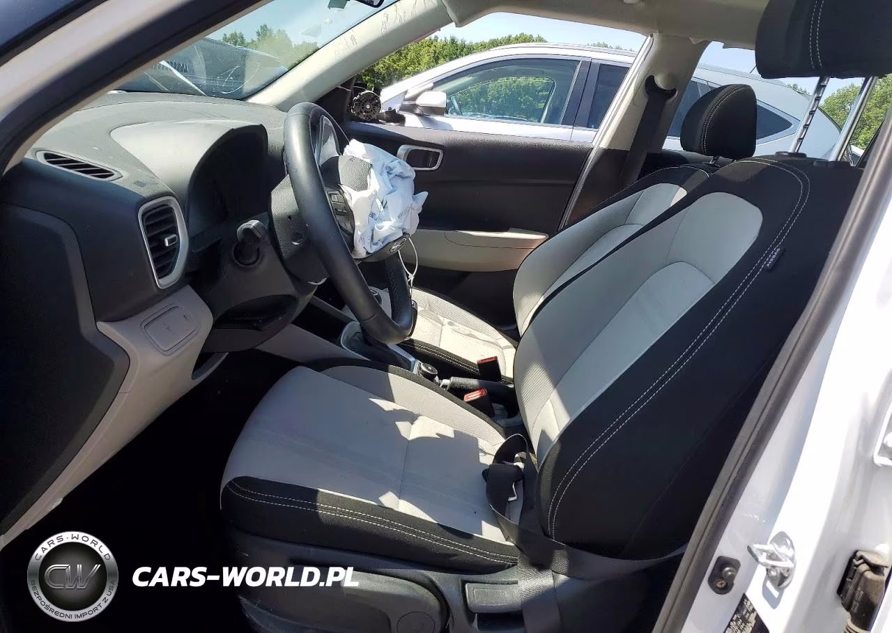 2025 Hyundai Venue Sel VIN:KMHRC8A38SU353034 - 7