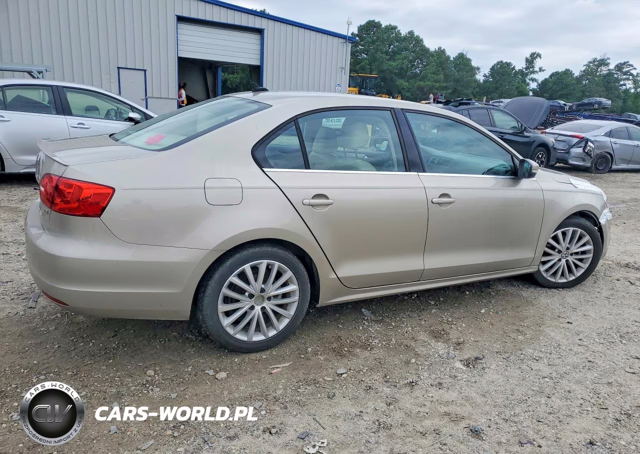 2014 Volkswagen Jetta Tdi VIN:3VWLL7AJ1EM244598 - 3