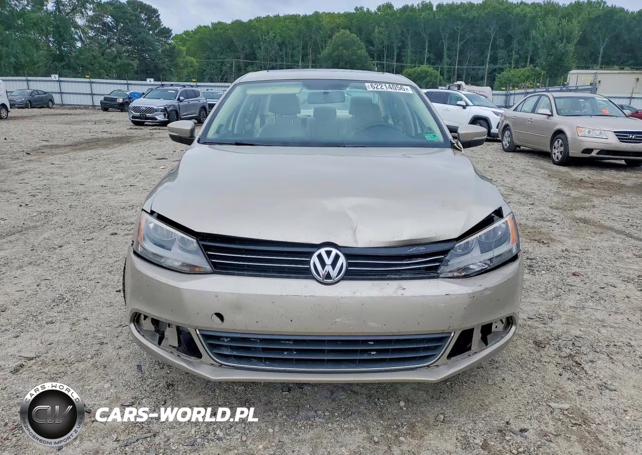 2014 Volkswagen Jetta Tdi VIN:3VWLL7AJ1EM244598 - 5