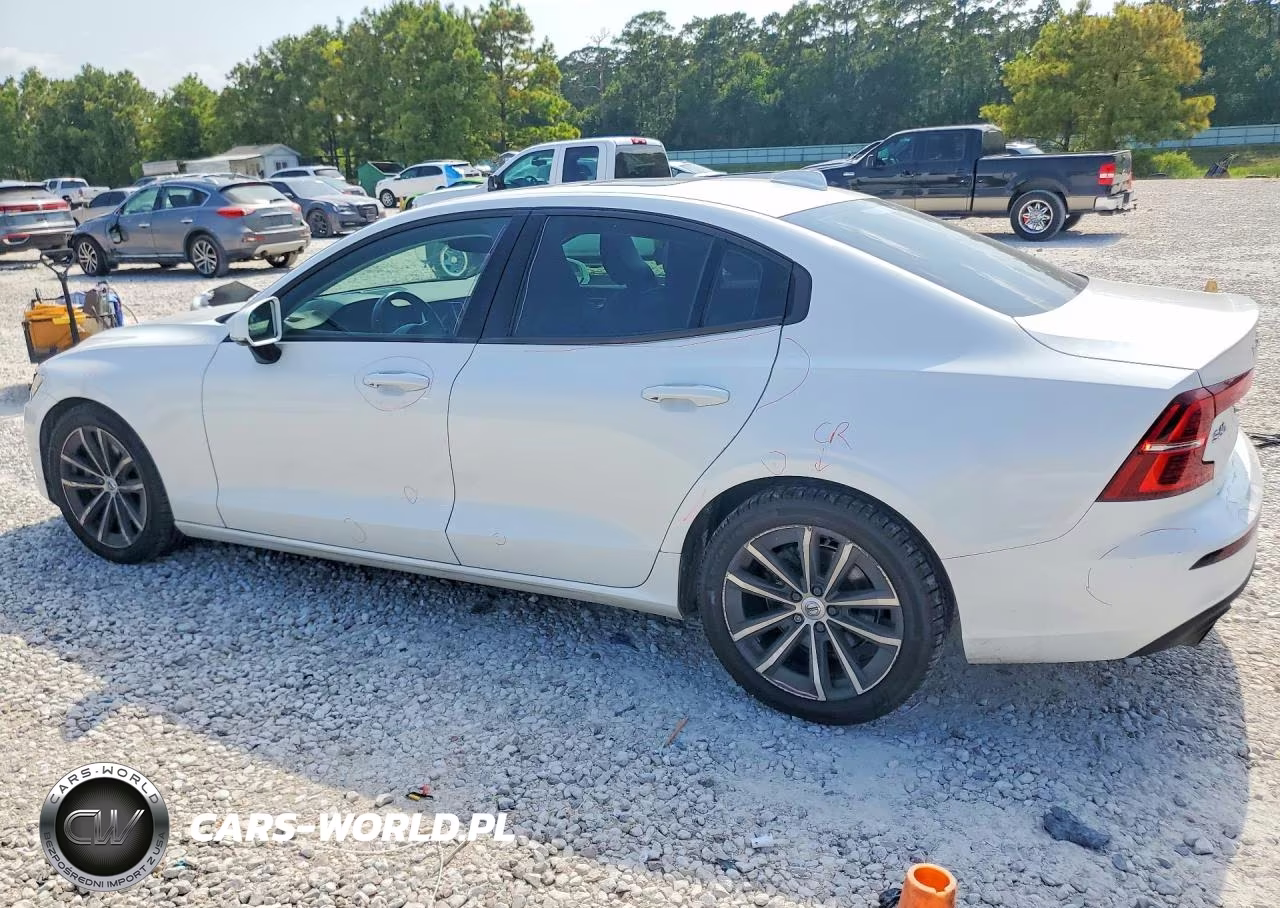 2021 Volvo S60 T5 Momentum VIN:7JR102FK0MG093822 - 2