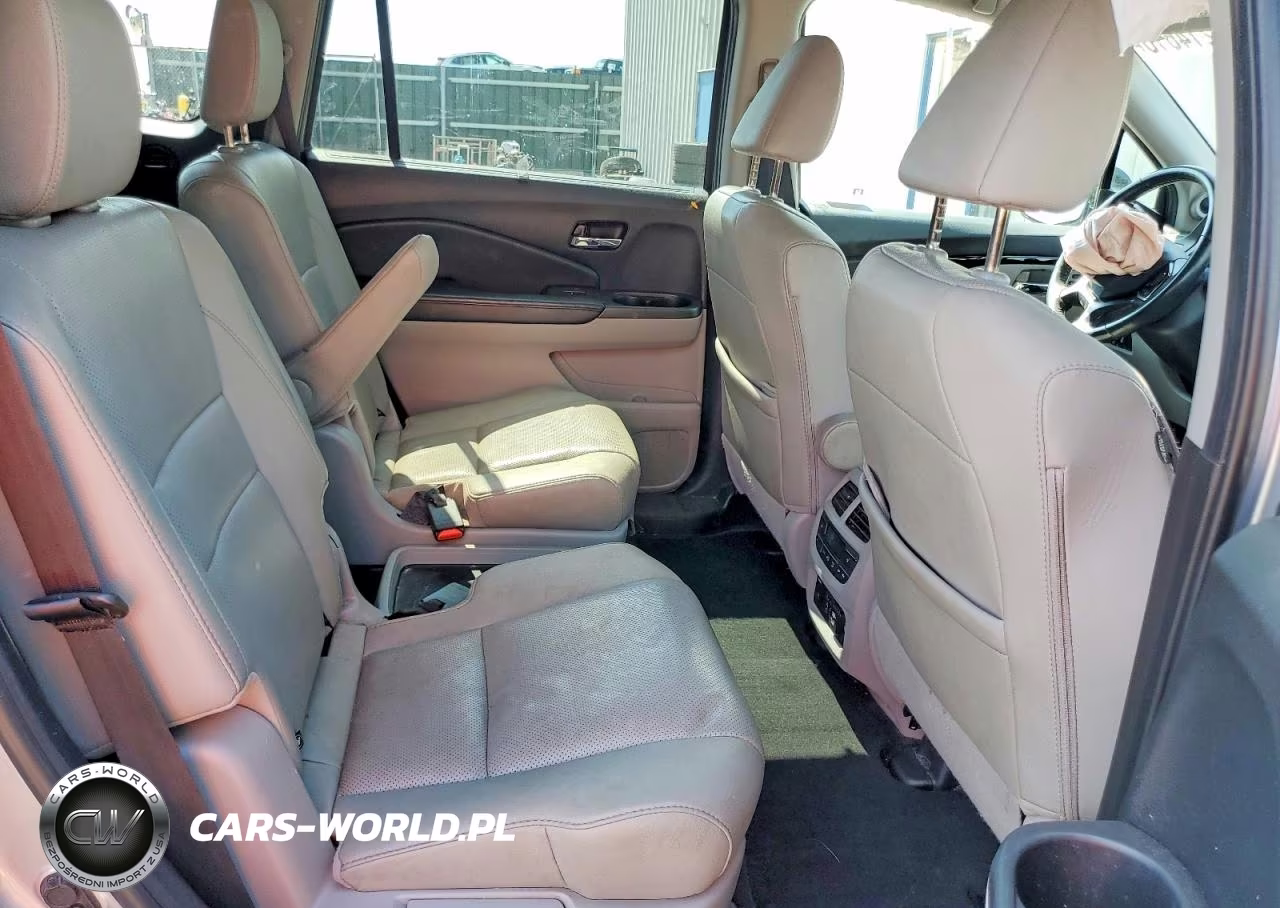 2020 Honda Pilot Elite VIN:5FNYF6H02LB063518 - 11
