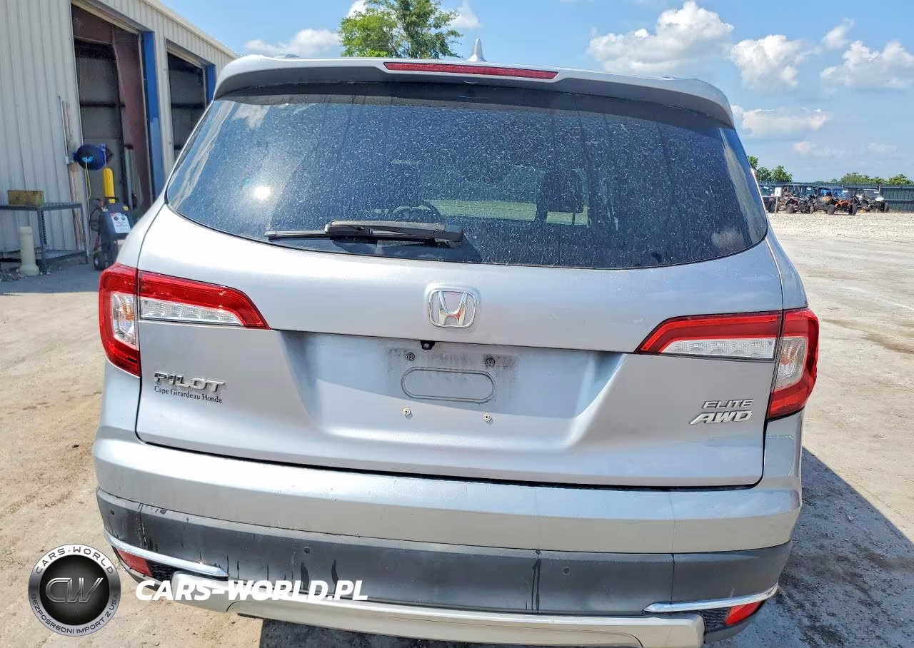 2020 Honda Pilot Elite VIN:5FNYF6H02LB063518 - 6