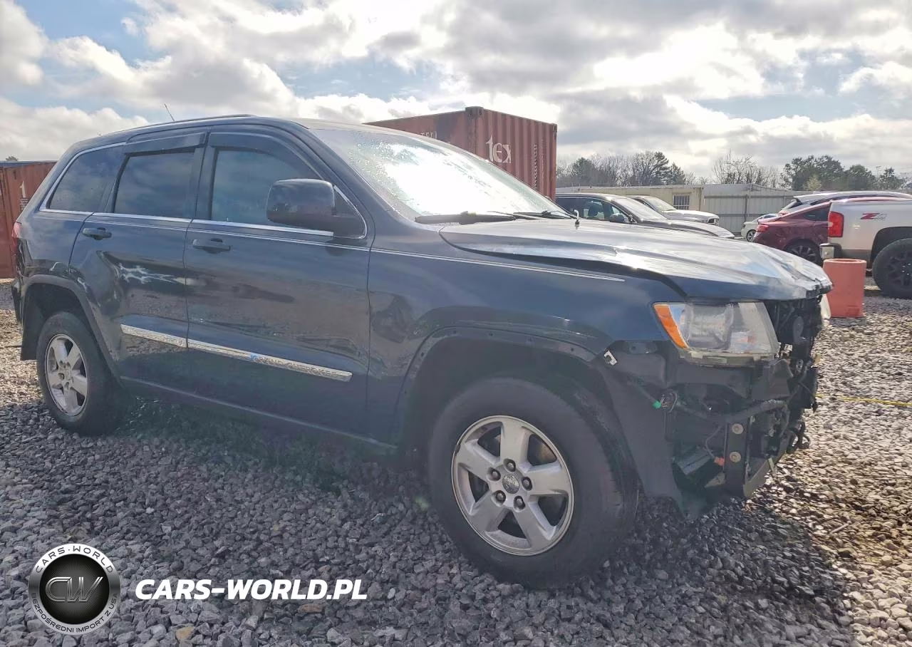 2013 Jeep Grand Cherokee Laredo VIN:1C4RJFAG7DC567510 - 4