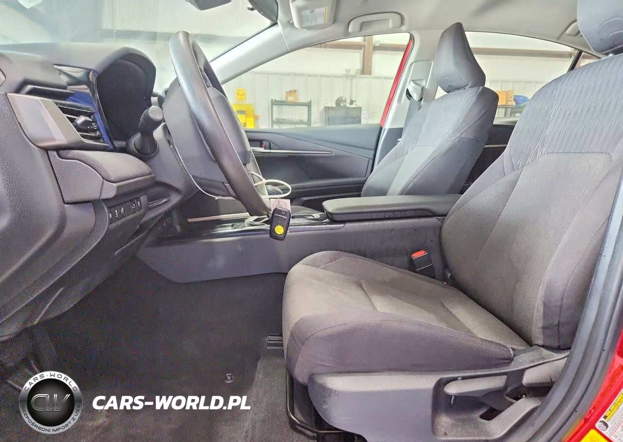 2025 Toyota Camry Le VIN:4T1DAACK2SU119774 - 7