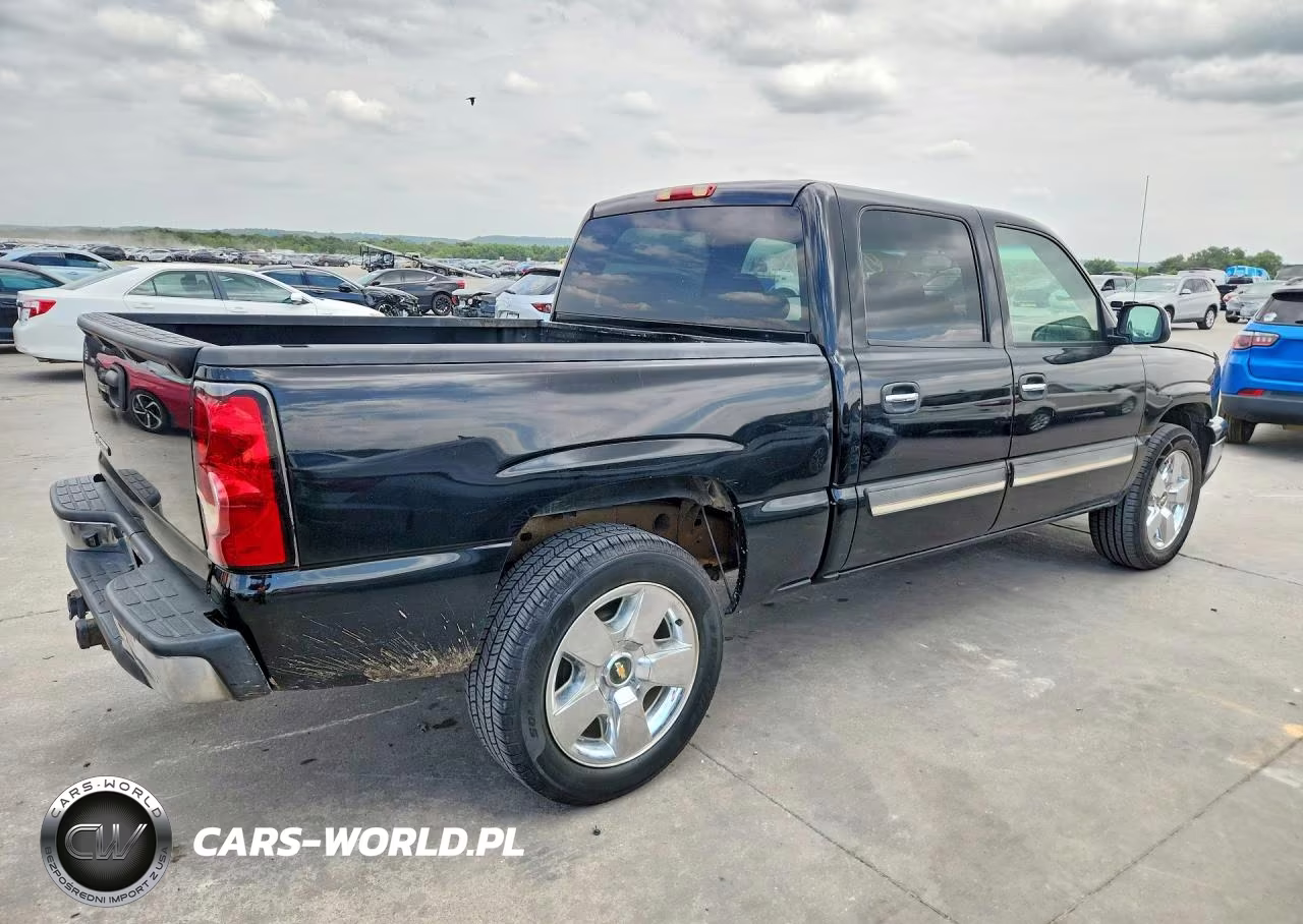 2007 Chevrolet Silverado C1500 Classic Crew Cab VIN:2GCEC13V471145244 - 3