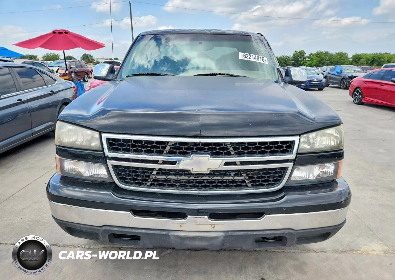 2007 Chevrolet Silverado C1500 Classic Crew Cab VIN:2GCEC13V471145244 - 5
