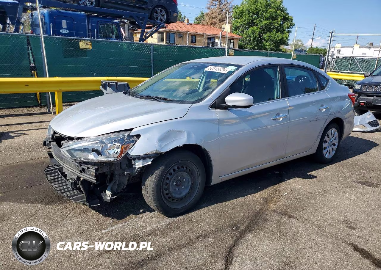 2018 Nissan Sentra S – zdjęcie 1 z 12