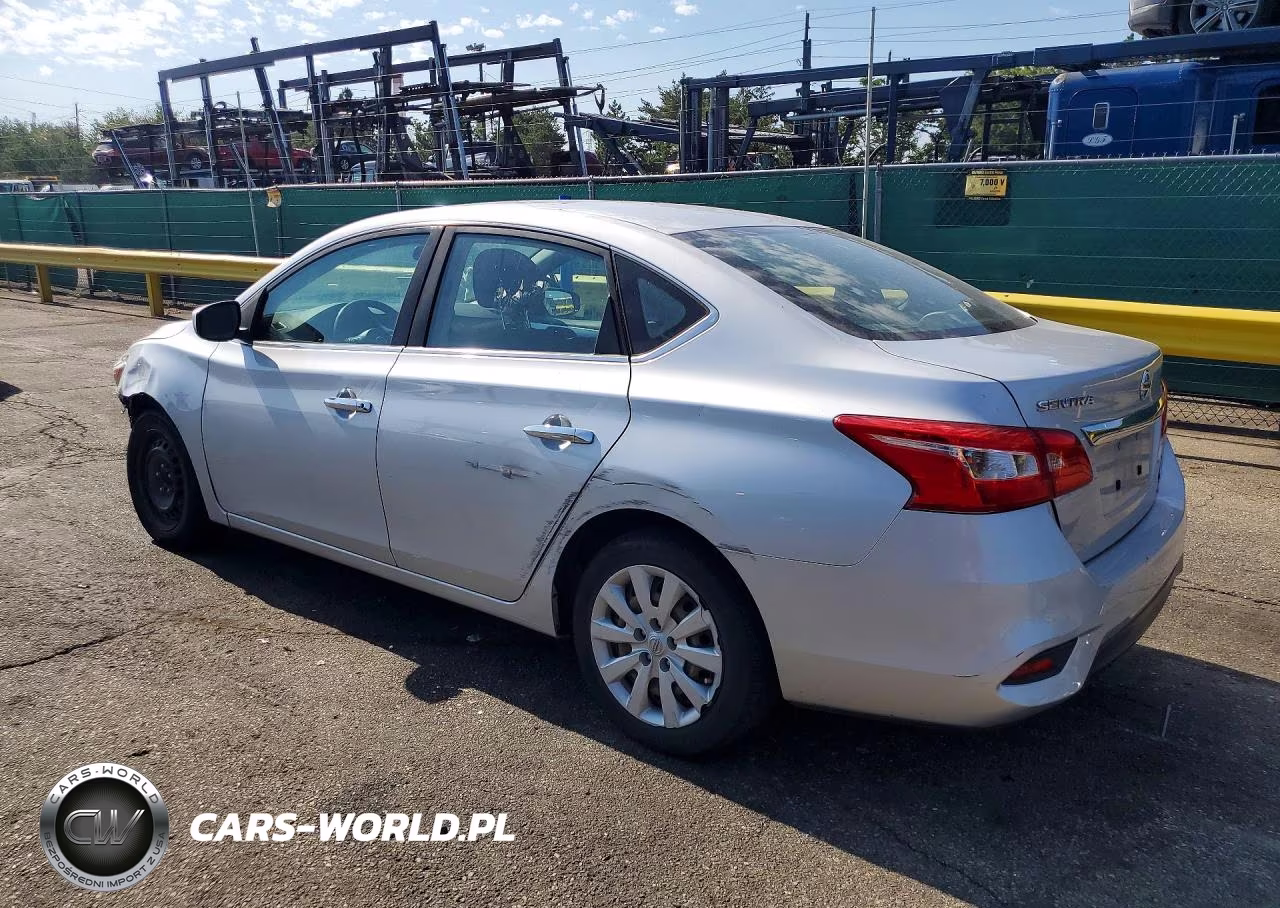 2018 Nissan Sentra S VIN:3N1AB7AP5JY298798 - 2