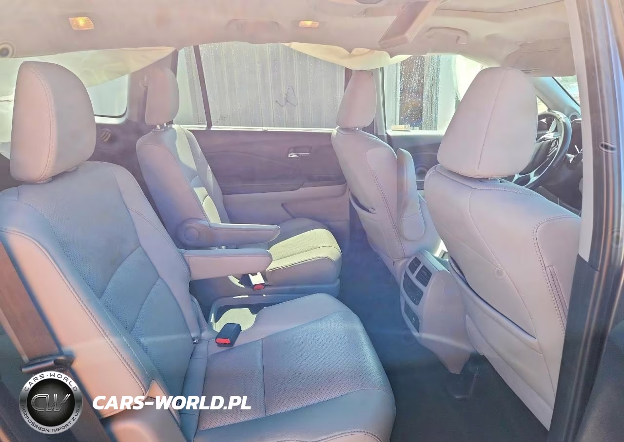 2020 Honda Pilot Elite VIN:5FNYF6H0XLB004135 - 11