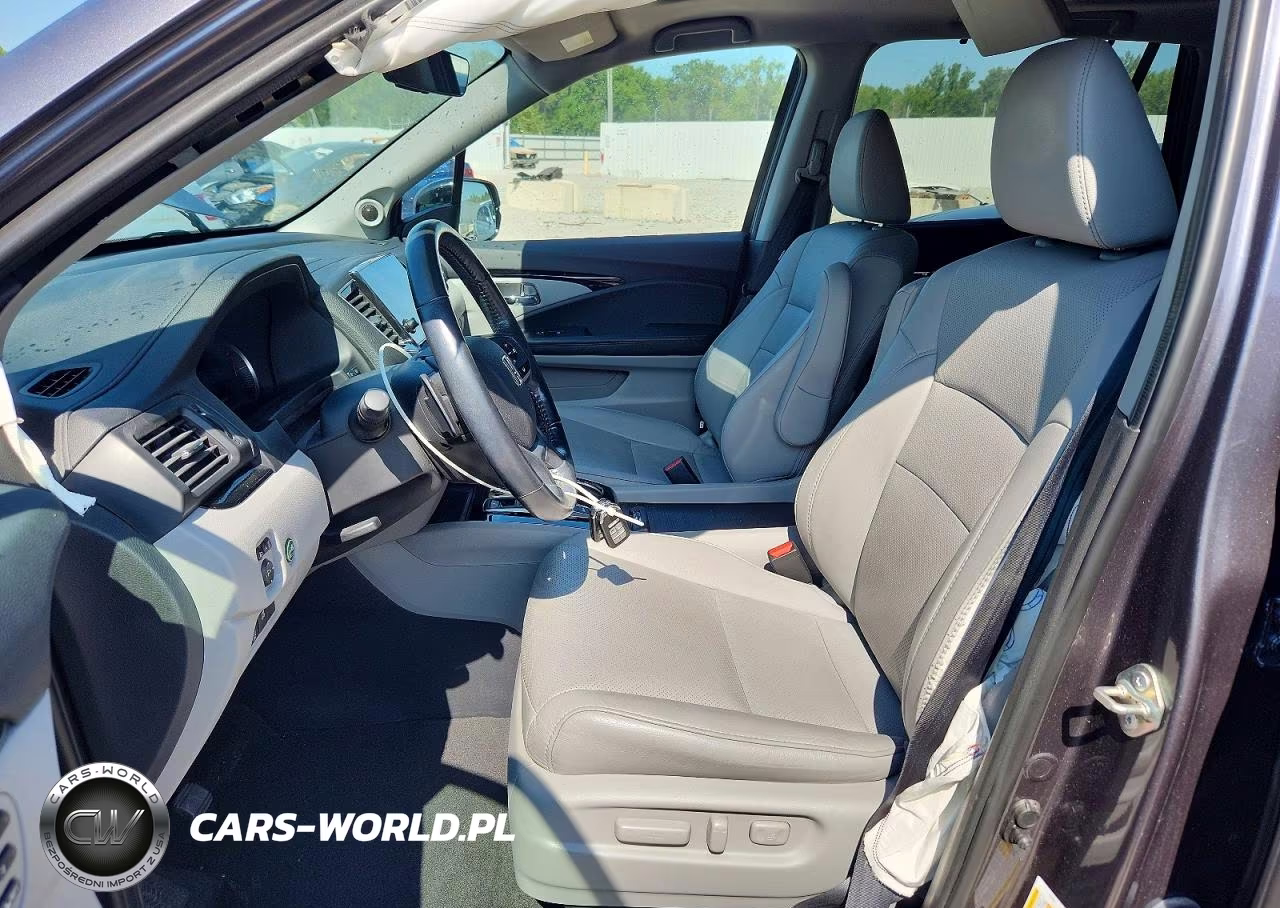 2020 Honda Pilot Elite VIN:5FNYF6H0XLB004135 - 7