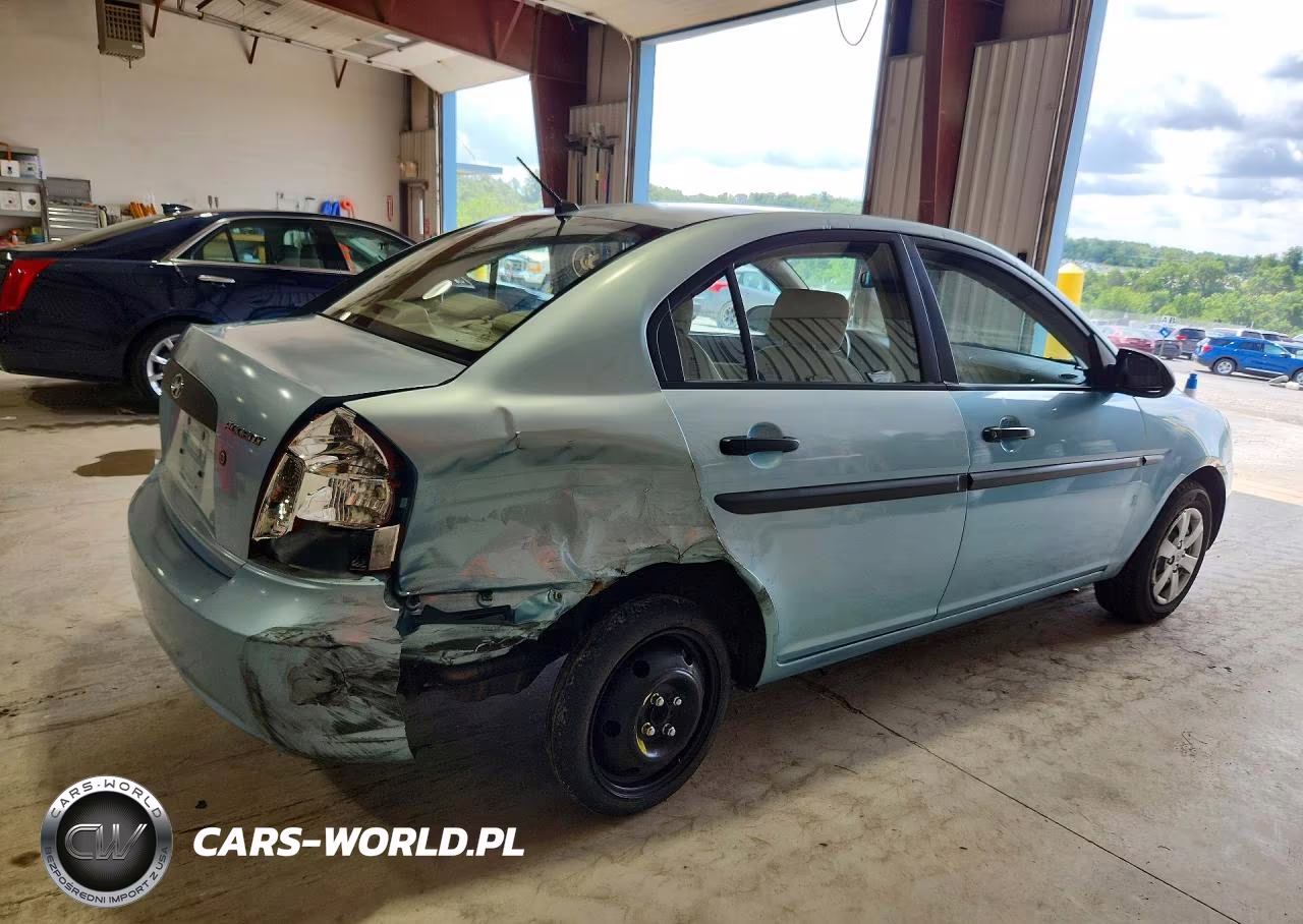 2009 Hyundai Accent Gls Automatic VIN:KMHCM46C39U298572 - 3