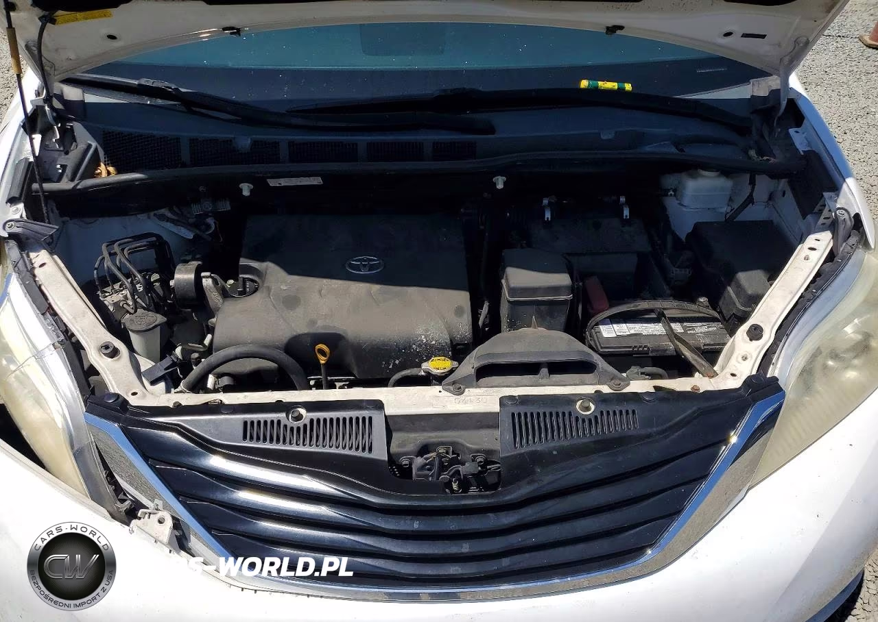 2012 Toyota Sienna Le VIN:5TDKK3DC6CS234461 - 12