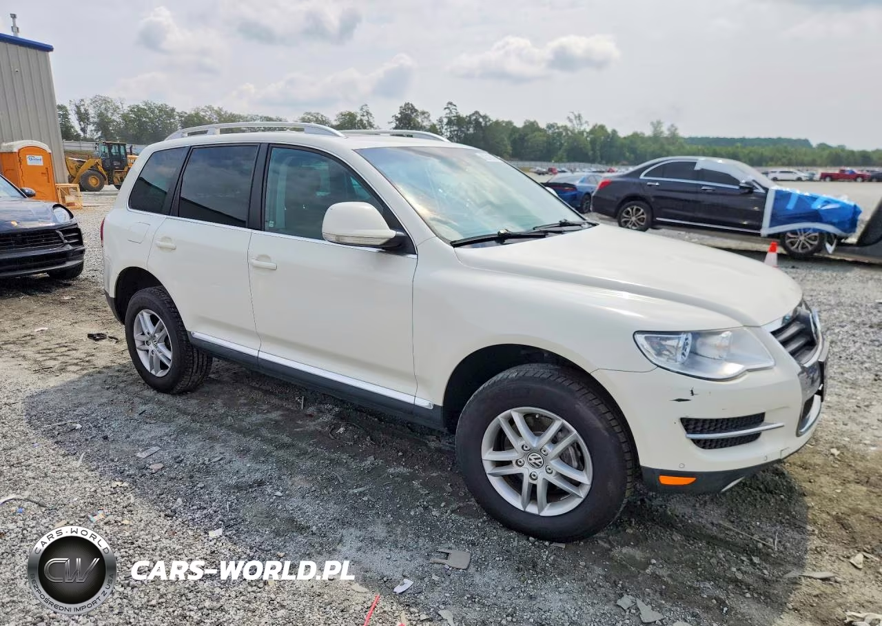 2010 Volkswagen Touareg V6 VIN:WVGBF7A92AD002092 - 4