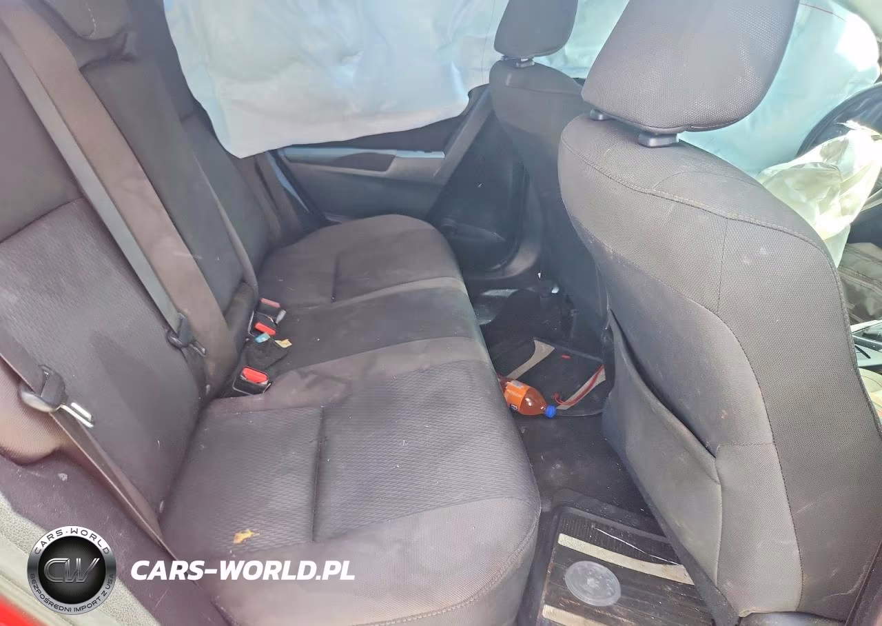 2018 Toyota Corolla Le VIN:5YFBURHE6JP855293 - 10