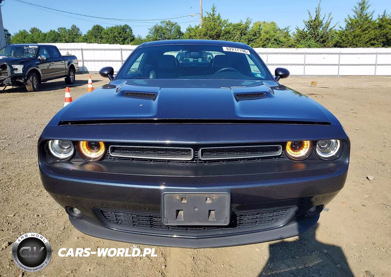 2018 Dodge Challenger Gt VIN:2C3CDZGG0JH323006 - 5