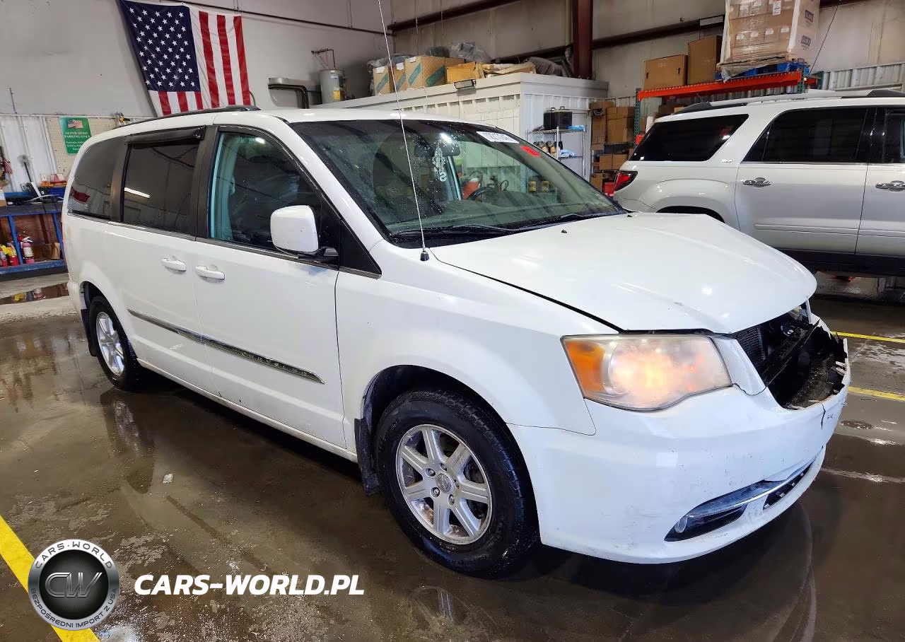 2011 Chrysler Town & Country Touring VIN:2A4RR5DG3BR770911 - 4