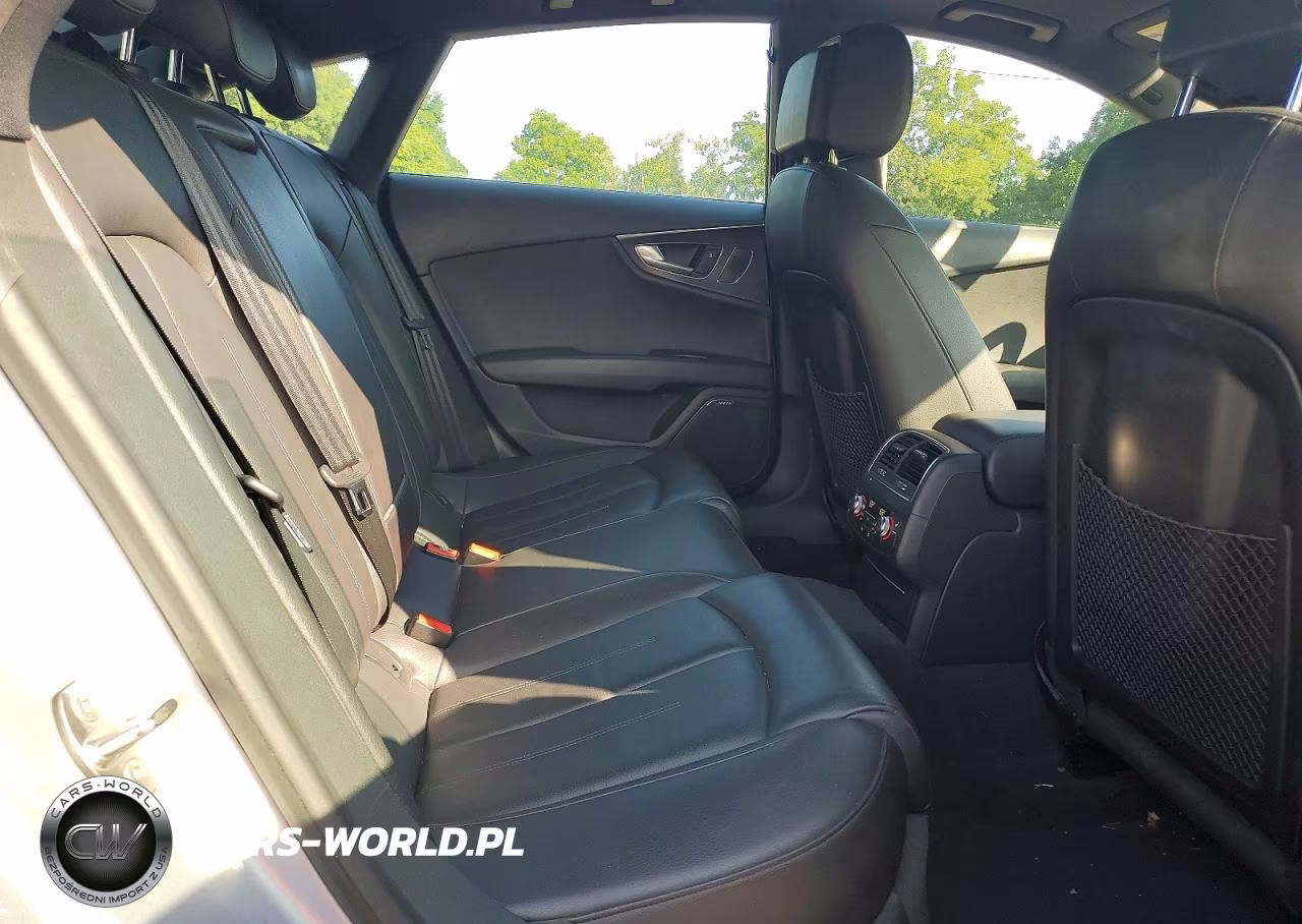 2018 Audi A7 Premium Plus VIN:WAUW3AFC3JN086589 - 10