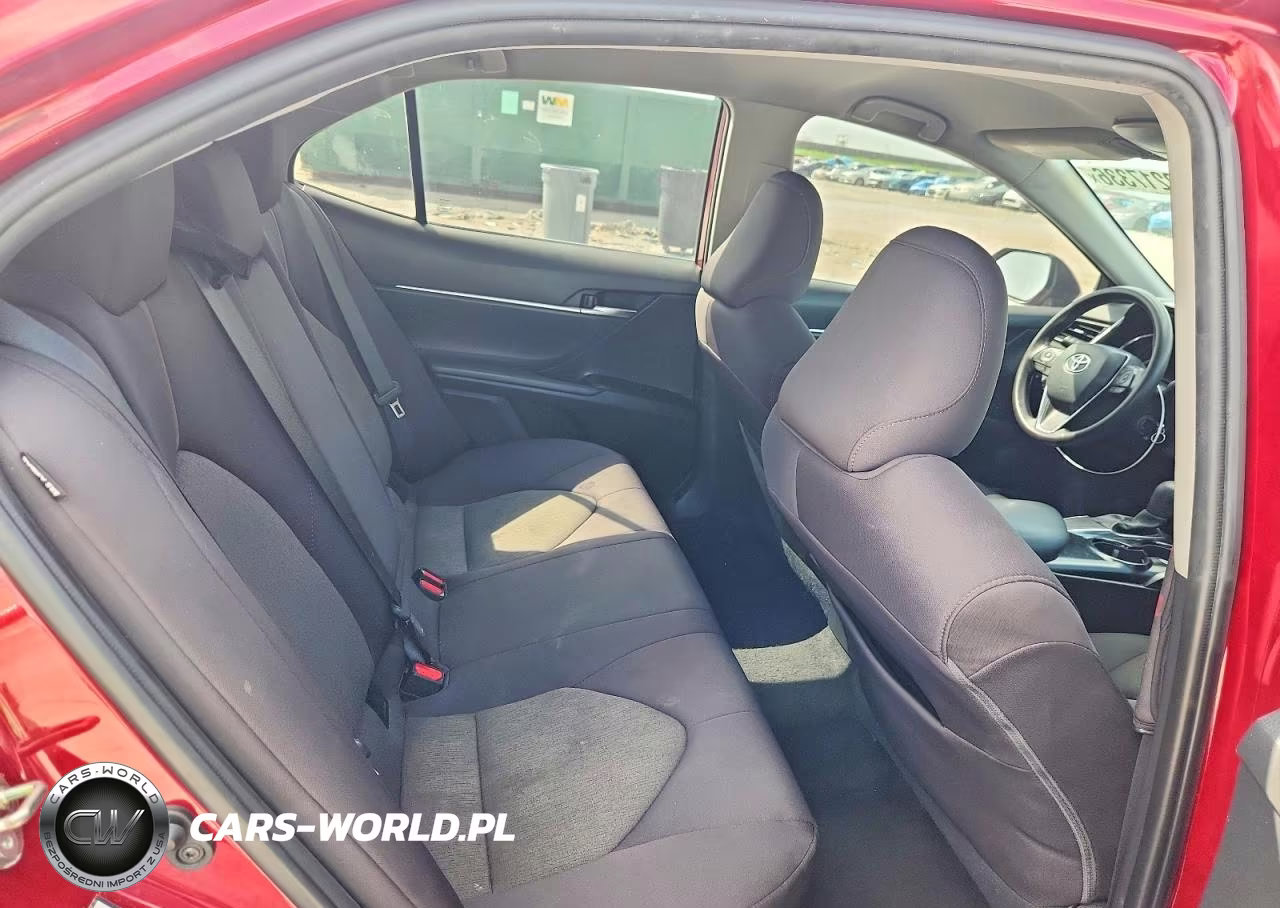 2020 Toyota Camry Le VIN:4T1C11AK7LU362917 - 11