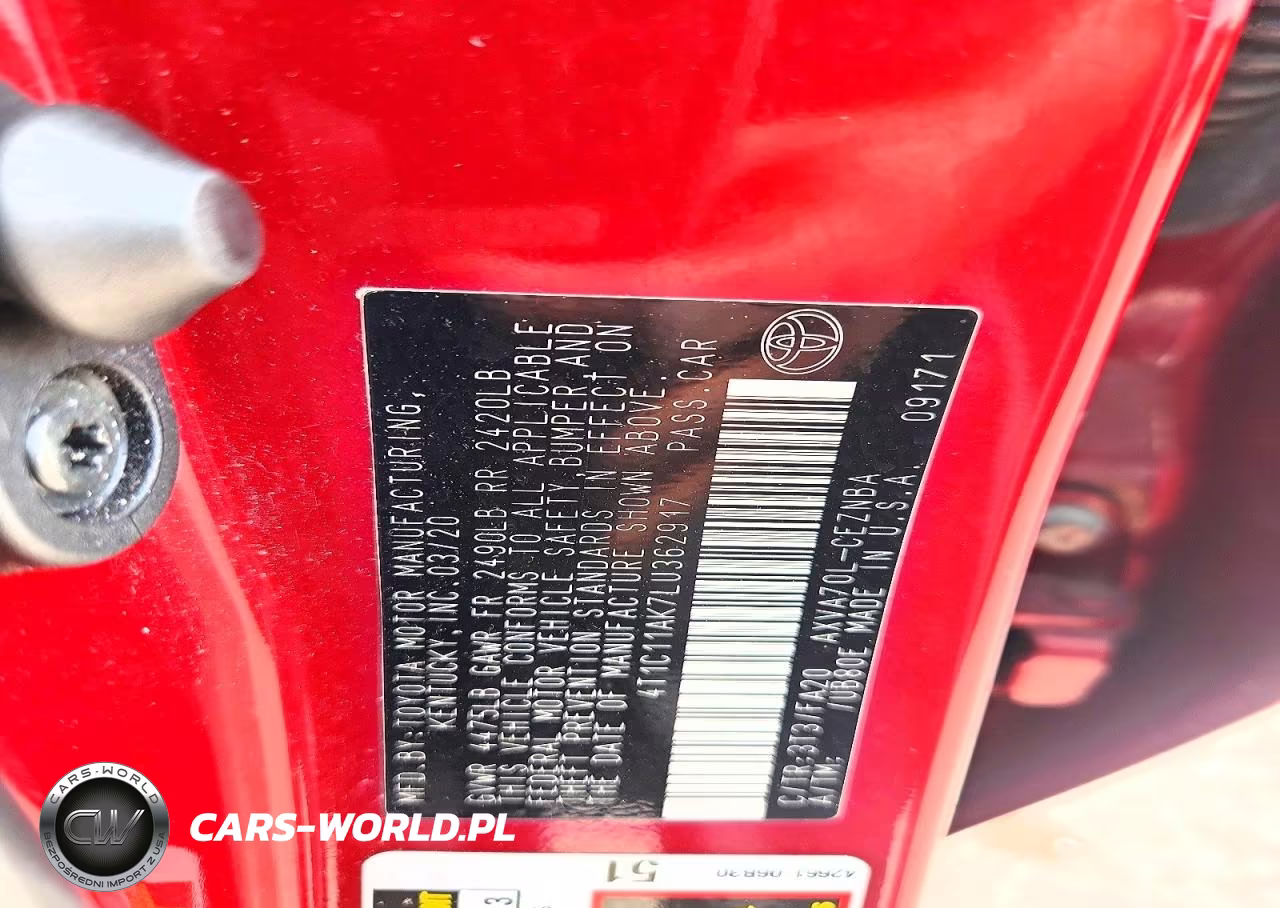 2020 Toyota Camry Le VIN:4T1C11AK7LU362917 - 13