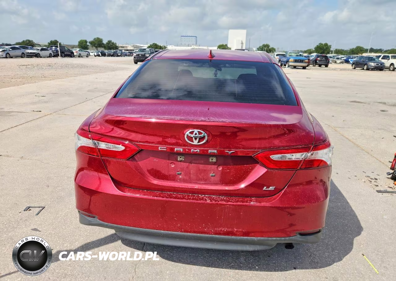 2020 Toyota Camry Le VIN:4T1C11AK7LU362917 - 6