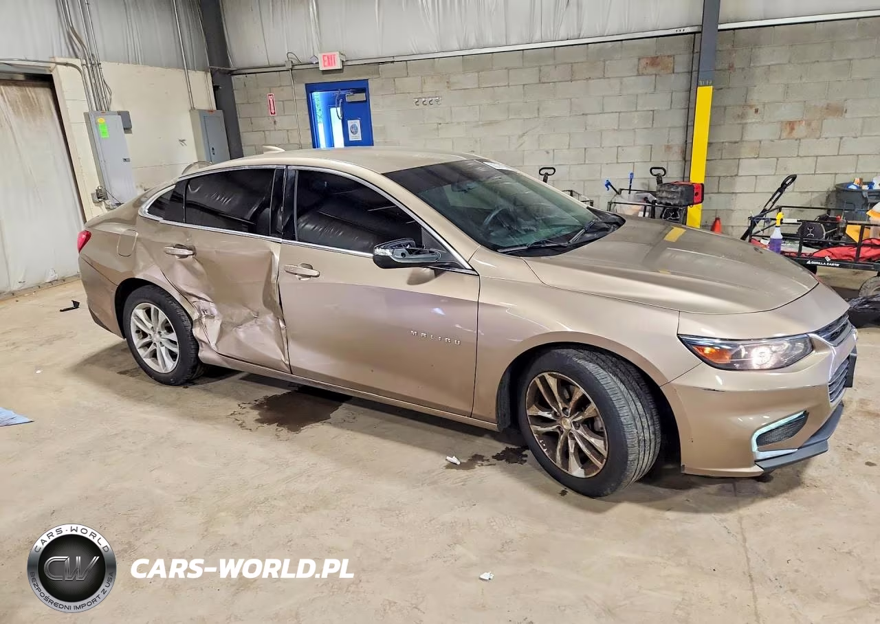 2018 Chevrolet Malibu Lt VIN:1G1ZD5ST1JF124429 - 4
