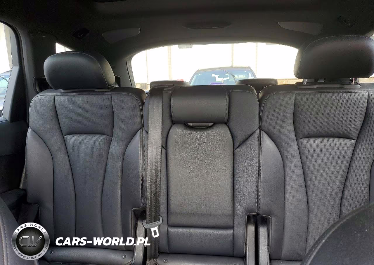 2019 Audi Q7 Premium Plus VIN:WA1LAAF79KD002873 - 10