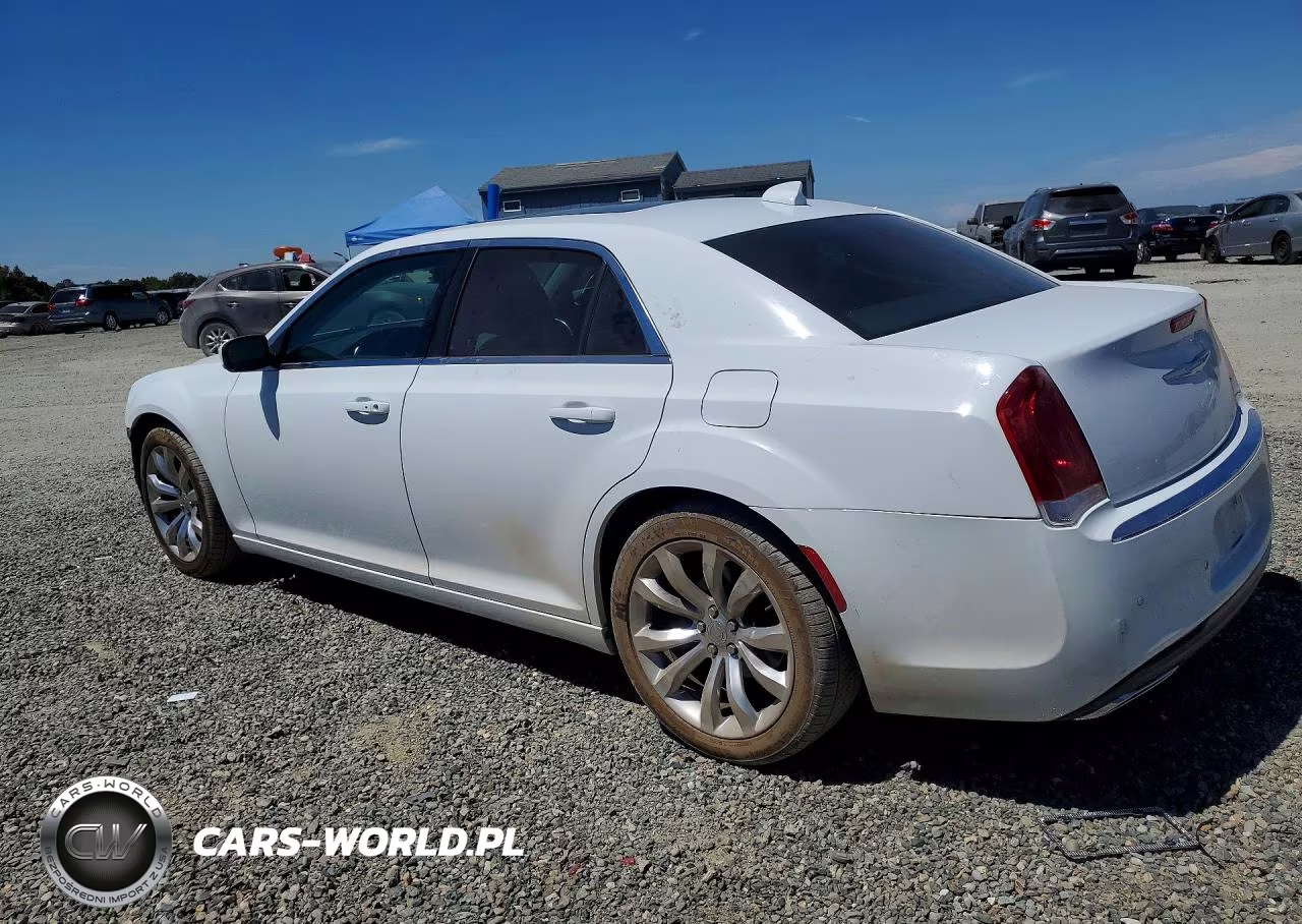 2016 Chrysler 300 Limited VIN:2C3CCAAGXGH313444 - 2